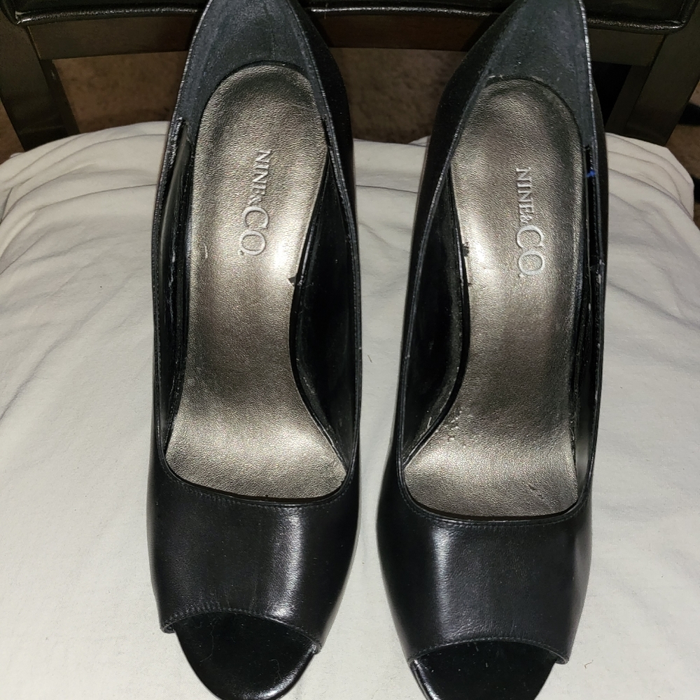 Nine & Co. Black Leather Chunky Heel Sz 8M